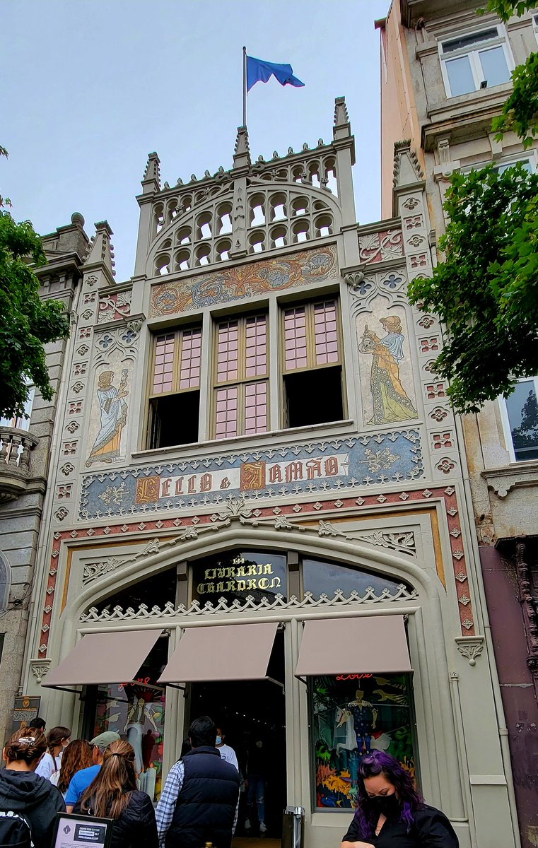 Athesphatic tweet media