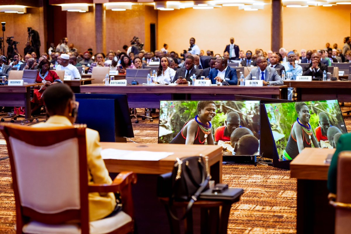 JanetMuseveni's tweet photo. I am inspired by the unity of purpose at #ARFSD11. The voices of our youth and the resolve of our leaders reflect a deep yearning for Africa’s renaissance. Let us rise to this call- grounded in faith, innovation, and value addition. May God guide us as we uplift generations. https://t.co/mBiipQ1fEc