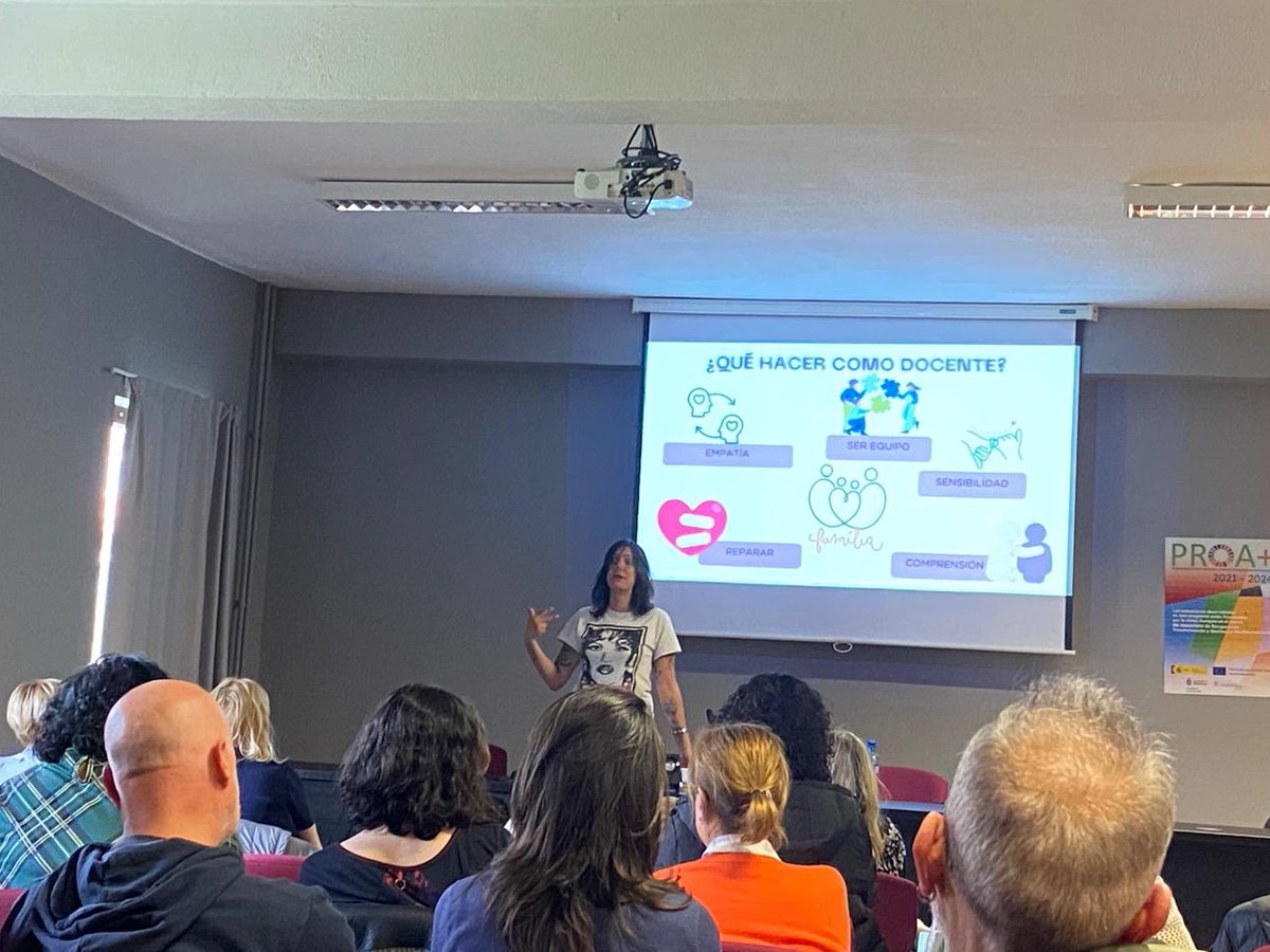 CPR Avilés Occidente (@cpravilesocci) on Twitter photo Interiorizando estrategias para la prevención del suicidio, con Paula Marín, 🧠psicóloga, dentro del Proyecto de Formación en Centros del 🏫IES Menéndez Pidal. <a href="/CPROviedo/">CPR_Oviedo</a> <a href="/cprgijon/">cprgijon</a> <a href="/cprcuencas/">CPR Cuencas Mineras</a> #bienestaremocional Interiorizando estrategias para la prevención del suicidio, con Paula Marín, 🧠psicóloga, dentro del Proyecto de Formación en Centros del 🏫IES Menéndez Pidal. <a href="/CPROviedo/">CPR_Oviedo</a> <a href="/cprgijon/">cprgijon</a> <a href="/cprcuencas/">CPR Cuencas Mineras</a> #bienestaremocional