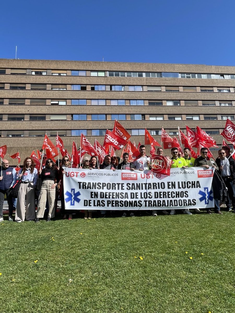 CCOOclm's tweet photo. 🚑Paros de 10 horas en el transporte sanitario de Castilla-La Mancha ante el convenio colectivo congelados

📷Concentraciones en #Cuenca y #Albacete 
@FSCccooCLM @FSCdeCCOO @sescamclm https://t.co/4bKvtPf8yh