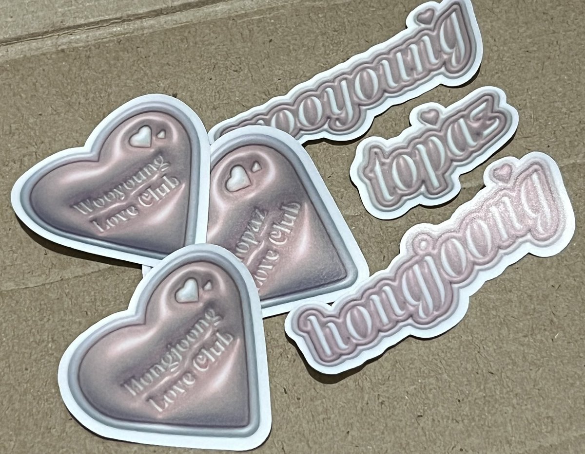 buy na po kayo keyrings🤗 we’ll be adding some of our excess sticker na galing sa isa naming supplier for free

note: 1 sticker ea order lang or might be both ver😁 (mas pale rin to from the original one, shiny matte, and may border)