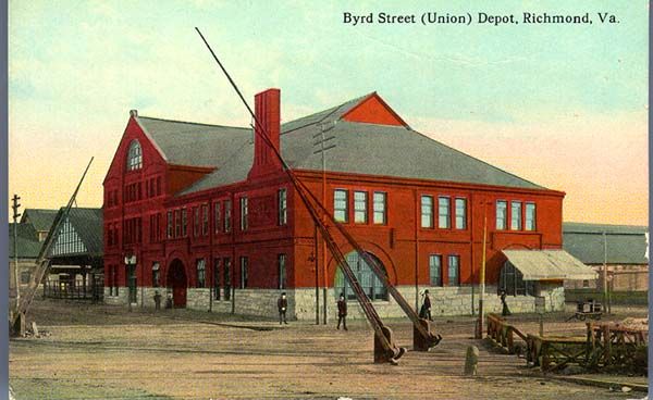 ReadyToGoRVA's tweet photo. 📜 Richmond’s Byrd Street Station 📜

Once a bustling hub for travelers heading N, S, E &amp; W, this “unpretentious though commodious” depot served Richmond from 1887 until Union Station took over in 1919.

#HistoricRichmond #RichmondHistory #RVA #OldRichmond #RichmondHeritage https://t.co/HZv4ILh46c
