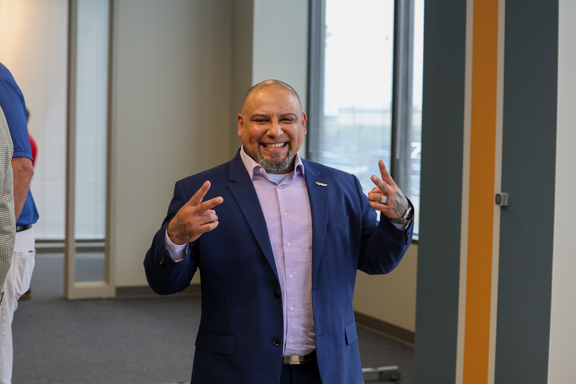 PEPtweets's tweet photo. 🎉 PEP's New Chapter in Dallas! 🎉 One week ago, PEP opened its new office in Dallas, creating opportunities for hospitality and community in a collaborative environment. #DallasLaunch #PEPCommunity https://t.co/IMruYsRog1