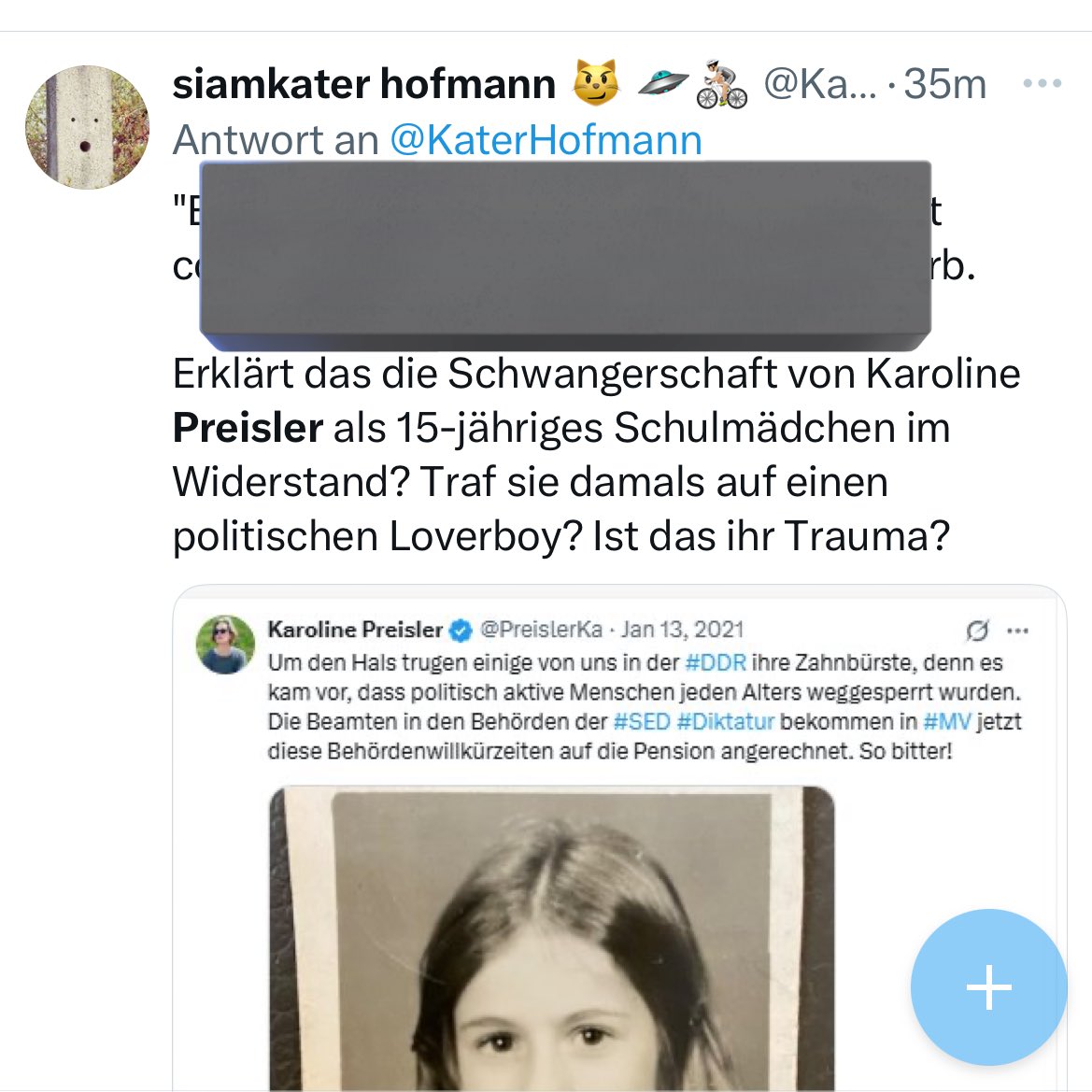PreislerKa's tweet photo. Das👇🏼ist Peter. 

Er fragt „Erklärt das die Schwangerschaft von Karoline Preisler als 15-jähriges Schulmädchen im Widerstand?“

Hat Peter womöglich eine ungesunde Neigung zu Schulkindern? 

Lebt er die 👧Fantasie aus? 

Sei kein Kinder-Peter! https://t.co/eCHT6NQ0Yx