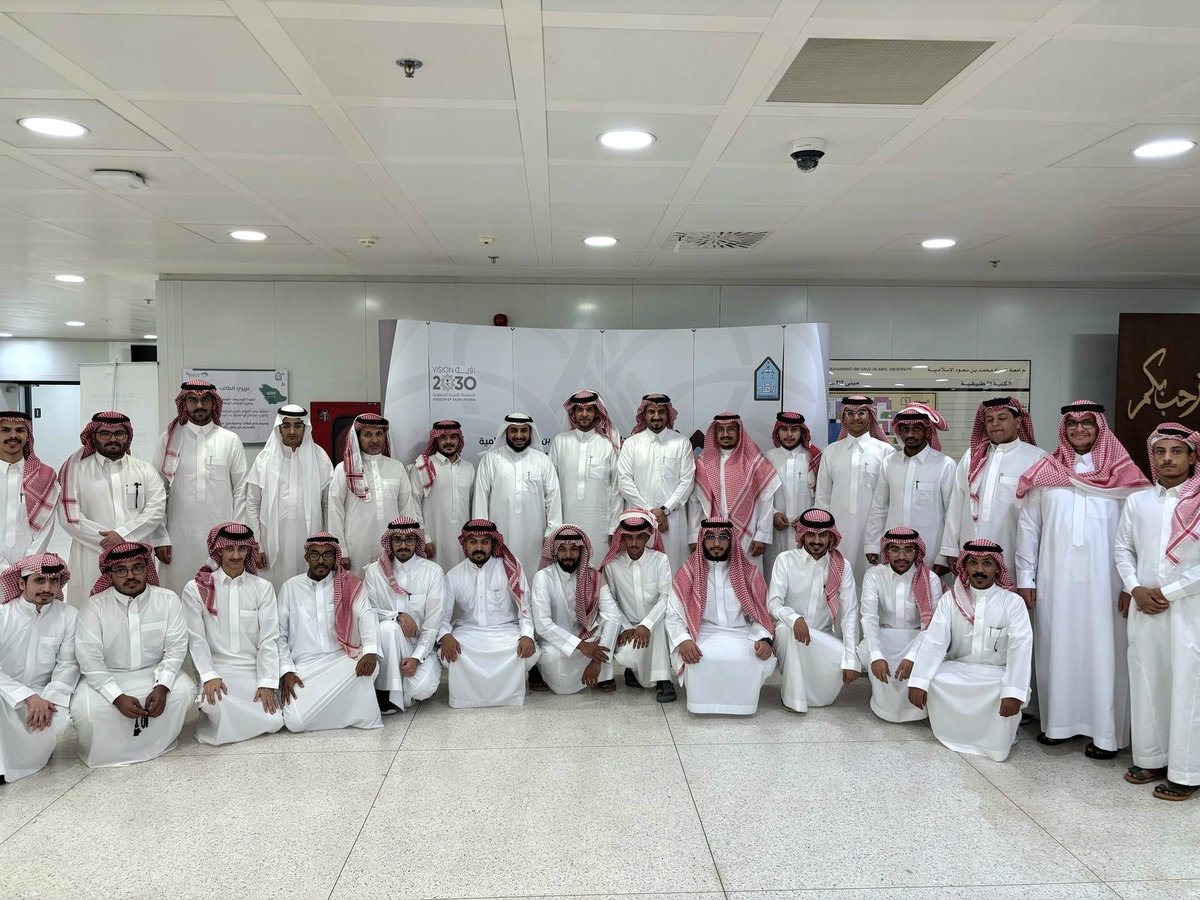 الكلية التطبيقية tweet media