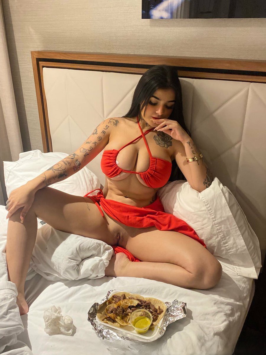 Me comes toda? 😈👅🔥
🤤Click👉 t.me/+2JaoDf-acqE0Y…
