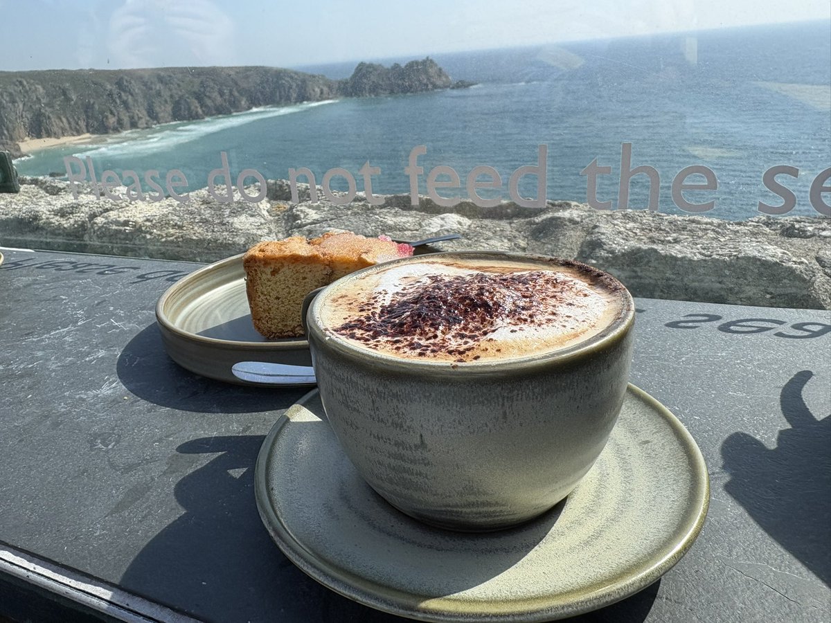 Midday coffee with a view at Minack theater balcony. 
#coffee