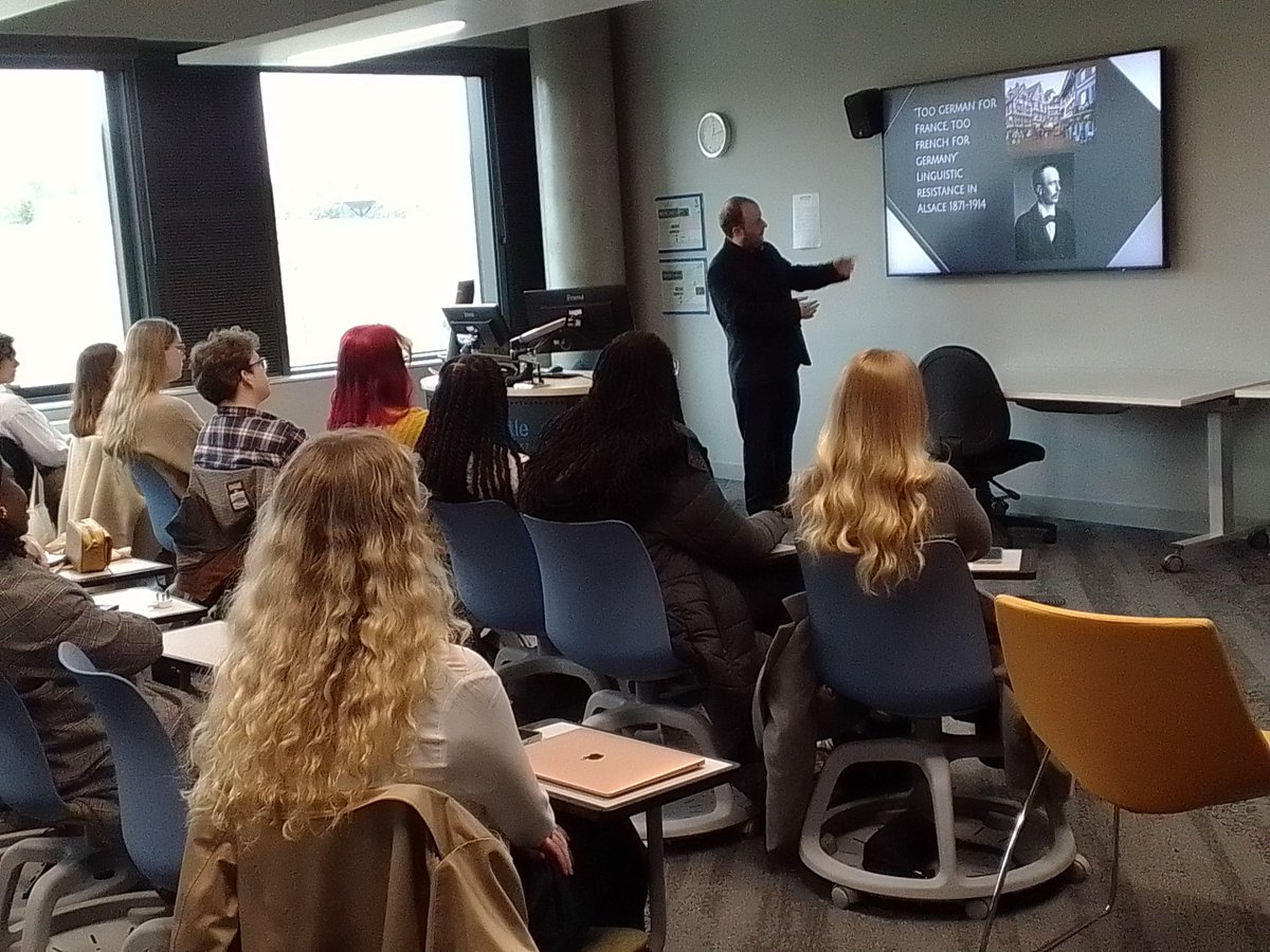 BCUR (@britcur) on Twitter photo Sam Congleton of <a href="/SML_Newcastle/">Modern Languages @ NCL</a> speaking to a full room at #BCUR2025 on linguistic resistance in Alsace 1870-1918, his dissertation project
#newcastleuni #students #research Sam Congleton of <a href="/SML_Newcastle/">Modern Languages @ NCL</a> speaking to a full room at #BCUR2025 on linguistic resistance in Alsace 1870-1918, his dissertation project
#newcastleuni #students #research