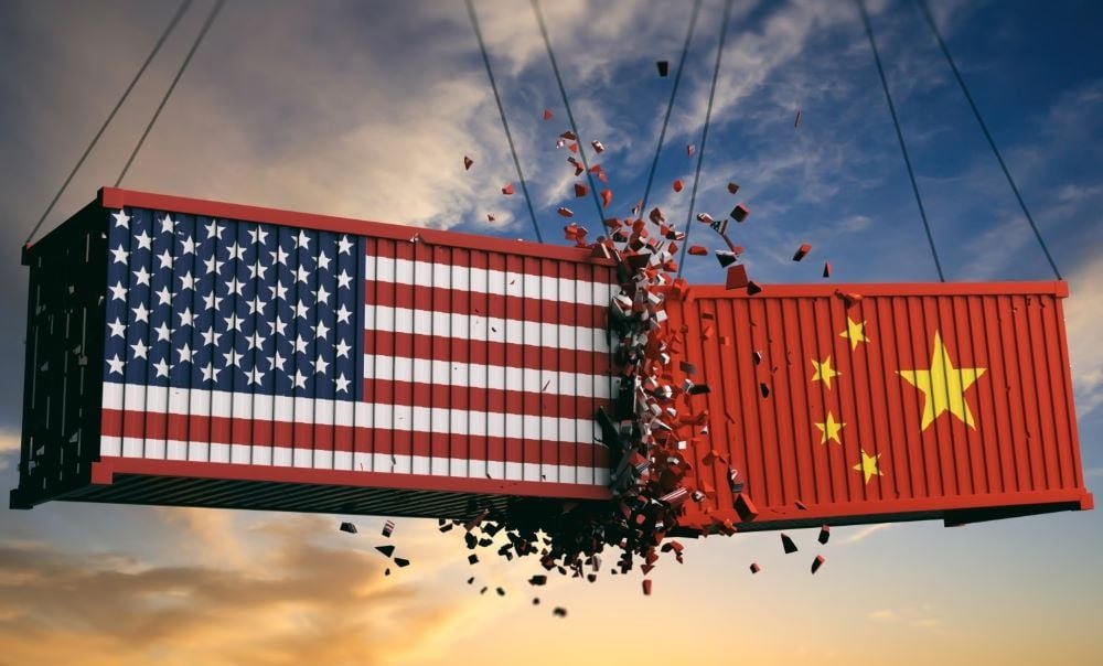 MarioNawfal's tweet photo. 🚨🇨🇳BREAKING: CHINA STRIKES BACK WITH 84% TARIFFS ON ALL U.S. GOODS

Beijing’s finance ministry announced the retaliatory move will take effect at 12:01 CST on April 10, following Trump’s 104% tariff crackdown on Chinese exports.

Source: BBC https://t.co/NOEu3TOHbm