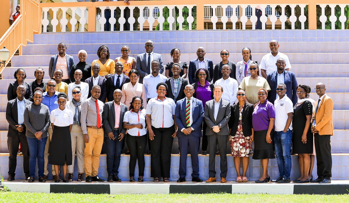 MakSPH's tweet photo. This morning, the Vice Chancellor, Prof. @ProfNawangwe, presided over the launch of the Social Innovation in Health Initiative Community of Practice (SIHICOP), a collaborative platform launched by Makerere University to foster peer learning, advocacy, and research in social innovation for improved health outcomes at the 6th National Social Innovation in Health Stakeholders’ workshop on 09th April 2025 at Hotel Africana, Kampala. 

In collaboration with @TDR (Special Program for Research and Training in Tropical Diseases) and global partners like Sweden to advance health equity, SIHICOP aims to bridge gaps between grassroots health innovators, policymakers, donors, and stakeholders through capacity-building, knowledge exchange, and actionable research.

The VC commended the School of Public Health's role in research and hailed Dr. Phyllis Awor and the team for doing "what only world-class institutions achieve: melding razor-sharp academia with the wisdom of communities, policy muscle with frontline innovations."

The launch is being attended by MakSPH faculty, innovators, the Embassy of @SwedeninUG represented by Mr. Tomas Lundström, Counsellor Health/Humanitarian Focal Point, Embassy of Sweden in Kampala Uganda, @MinofHealthUG officials, among others. 

Dr. Juliet Kiguli represented the Dean, Makerere University School of Public Health @RhodaWanyenze. 

@TDRnews@WHO
@JeremyFarrar
@UNICEF
@UNDP
@WorldBank @JosephTucker