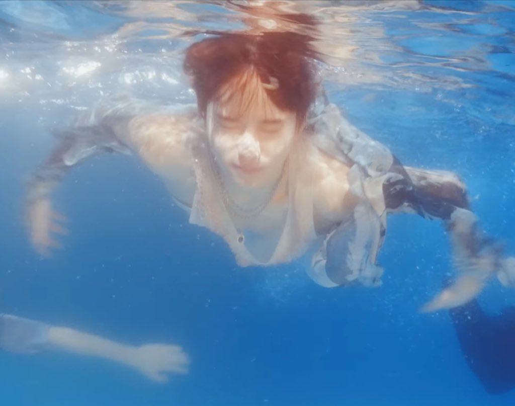mnjii__00's tweet image. 사랑을 위하여 모든것을 바침