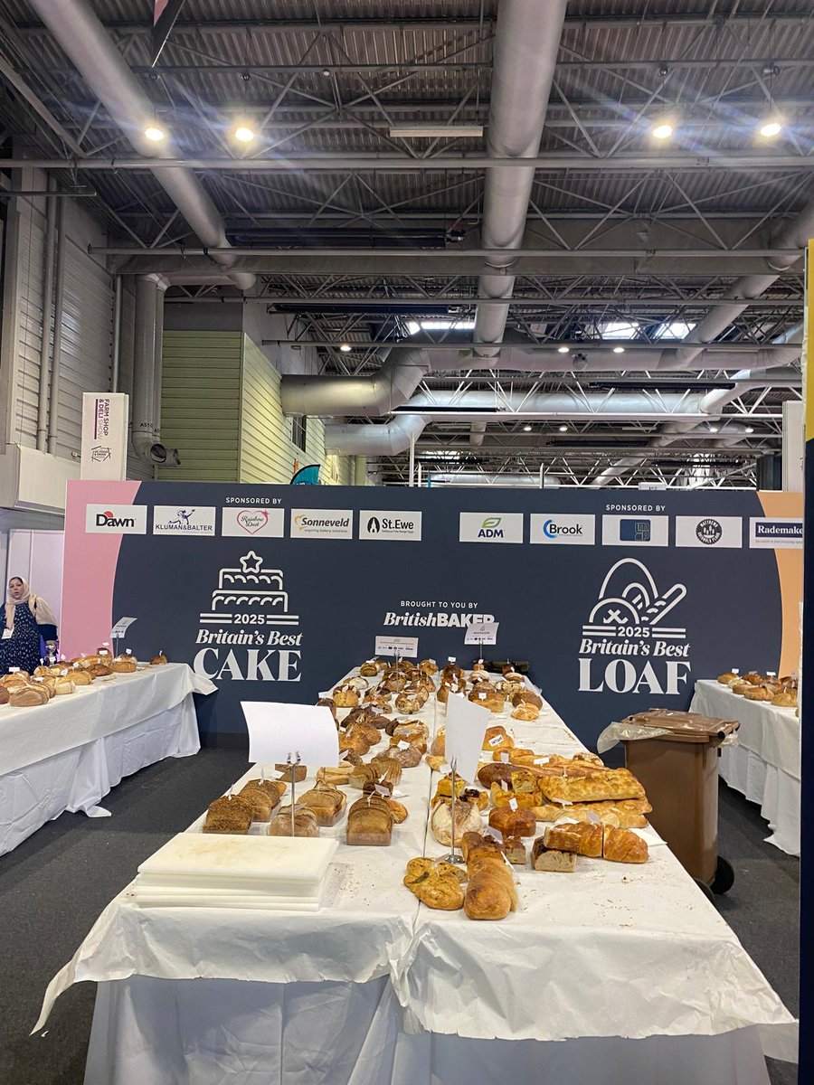 empresasjcyl's tweet image. 🍽️ Birminghan ha sido el escenario de #Foodandrink2025, cita clave del sector #agroalimentario y donde nuestra promotora en 🇬🇧🇮🇪 ha trabajado en la búsqueda de nuevos clientes
🌍 La internacionalización de nuestra agroindustria avanza con #sabor, #innovación y #estrategia
#ICECYL