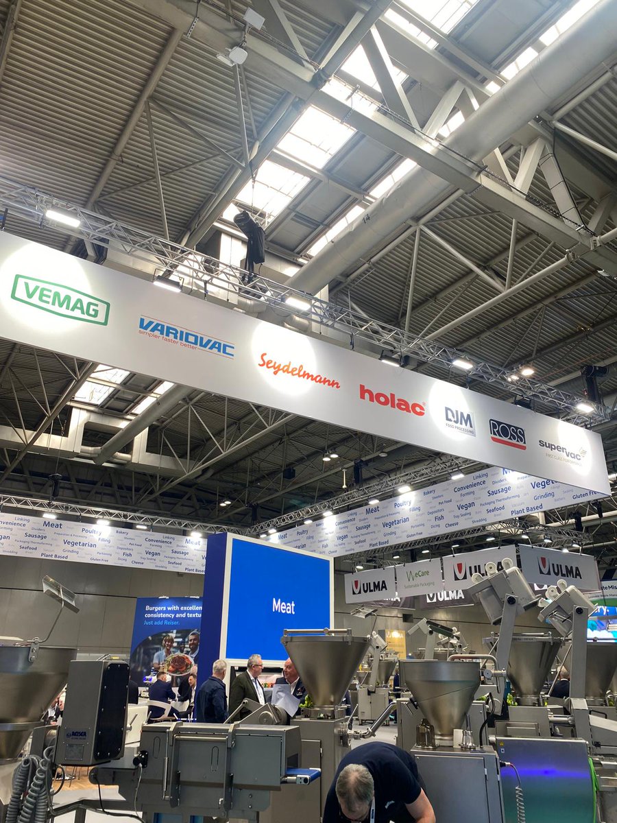empresasjcyl's tweet image. 🍽️ Birminghan ha sido el escenario de #Foodandrink2025, cita clave del sector #agroalimentario y donde nuestra promotora en 🇬🇧🇮🇪 ha trabajado en la búsqueda de nuevos clientes
🌍 La internacionalización de nuestra agroindustria avanza con #sabor, #innovación y #estrategia
#ICECYL