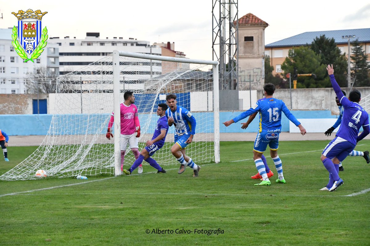 La nostalgia de un día para el recuerdo 💙. Hoy se cumplen dos años del ascenso de <a href="/JaimeMarquez98/">Jaime Márquez</a> a la #SegundaRFEF con la <a href="/ArandinaCF/">Arandina C.F.</a> 🔝📅. El ahora central del <a href="/Cemanresa1906/">CE Manresa</a> fue clave en el histórico triunfo ante el <a href="/AtleticoAstorga/">Atlético Astorga F.C.</a>, ya que anotó el gol de la victoria ⚽️