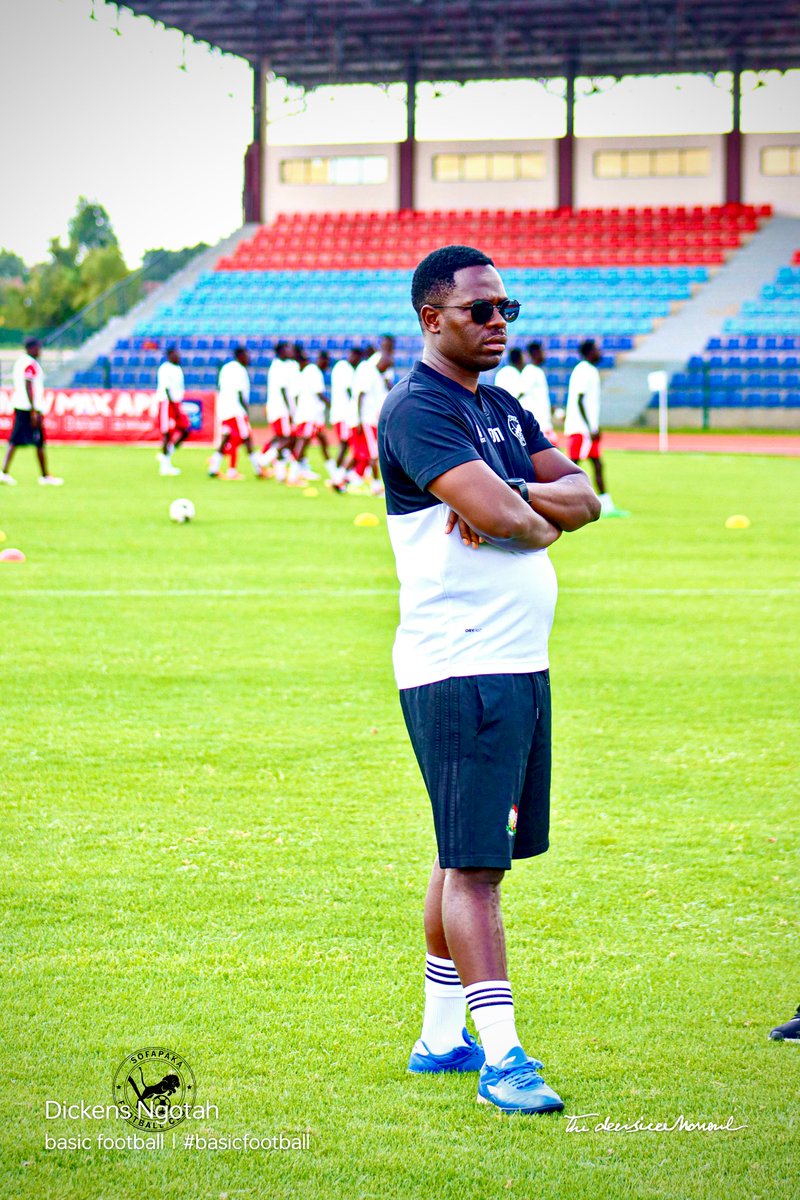 dickens17788's tweet photo. The only way that we can live is if we grow. The only way we can grow is if we change. The only way we can change is if we learn. The only way we can learn is if we are exposed.
#postivemindset
#basicFootball
#BatotoBaMungu https://t.co/5mD5OooqMz