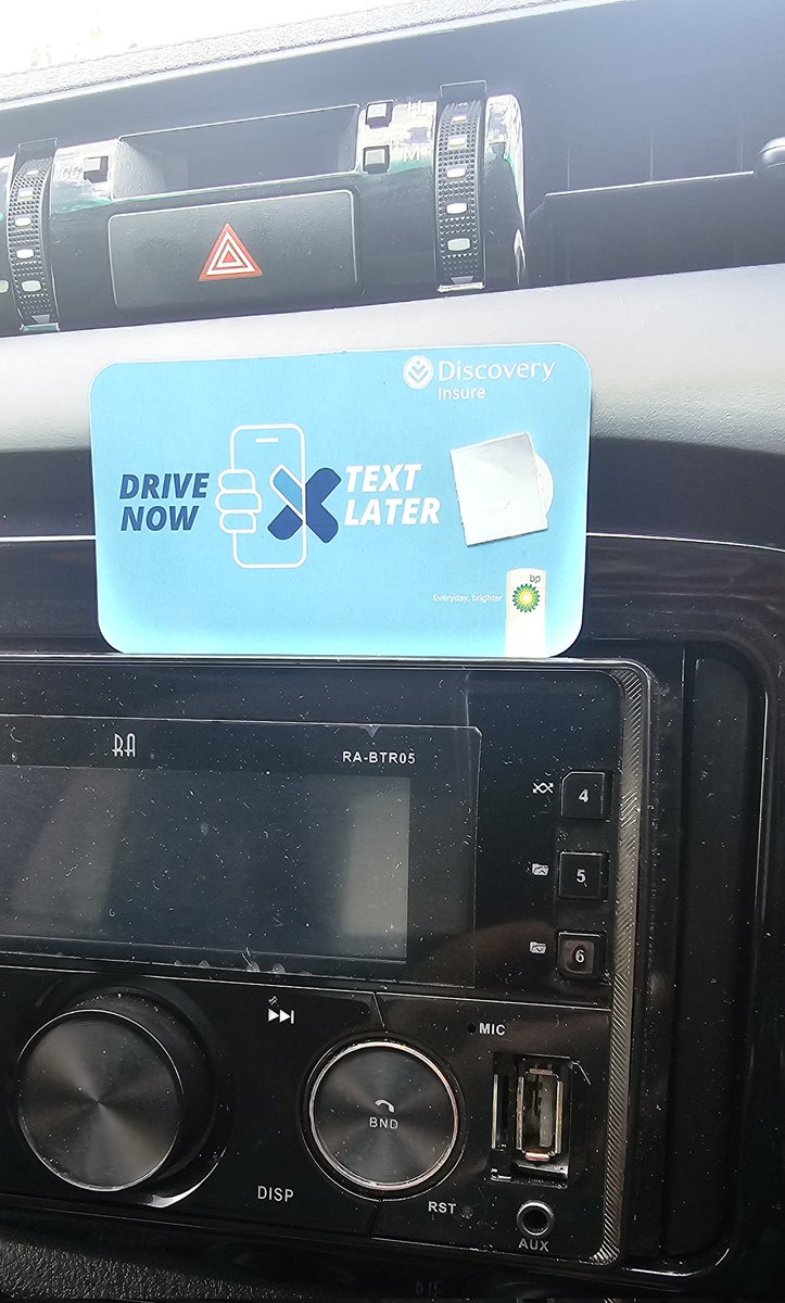 C_banyoni's tweet photo. #DriveNowTextLater
Got a free donut... made my pledge https://t.co/YuepHtw8Fr