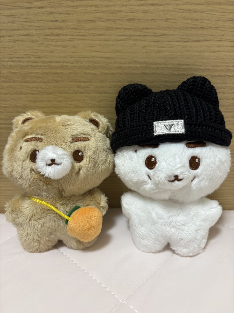ma_12kxj's tweet photo. @got_elichan 
@kunniebear 

クニベアちゃん
無事に受け取りました🐻‍🧡
大切にさせていただきます！
ありがとうございました> < ♡

쿤이랑 닮아서
너무 너무 귀여워요~🐻‍🧡
감사합니다> < ♡ https://t.co/Qp36kkDyy3