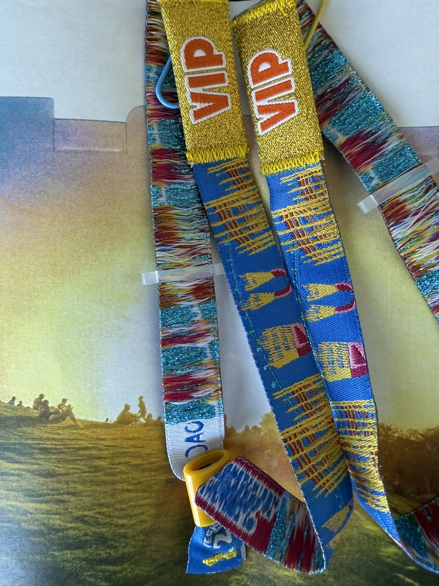 WGYTravel's tweet photo. @themeredith I have 2 extra VIP for weekend 1 selling at the exact price I paid https://t.co/08hKsBrTfD