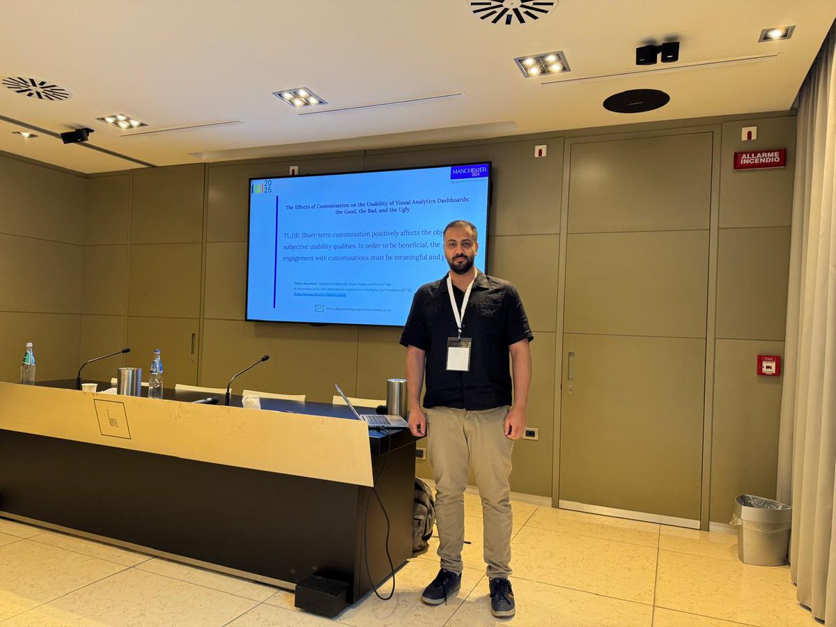 بتوفيق من الله، نُشرت ثاني ورقة لي هذا العام في مؤتمر ACM IUI 2025 وكان البحث بقيادة وتقديم الصديق والزميل الدكتور  حاتم السيحاني <a href="/Hatim_BS/">Hatim</a> 

المشكلة البحثية: على الرغم من استخدام لوحات المعلومات (الداشبورد) في مجالات عديدة ومهمة مثل الصحة والتعليم لدعم اتخاذ القرار، إلا أن هناك