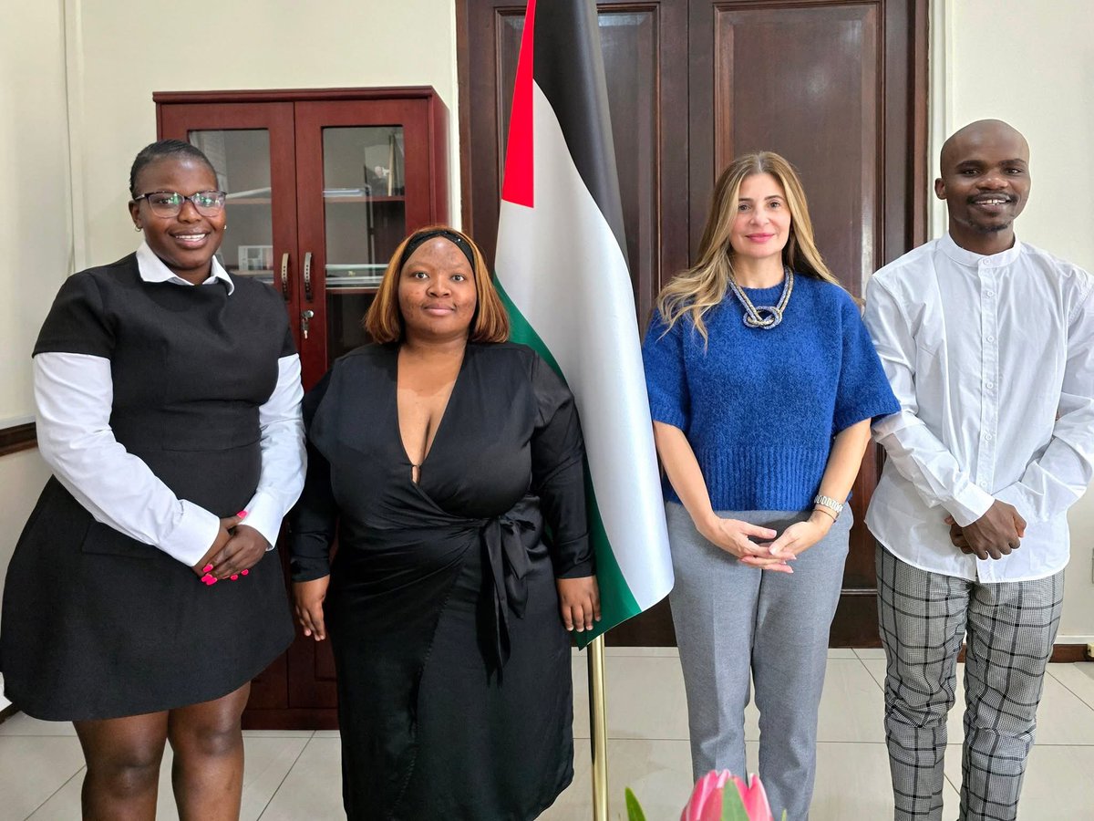 Southern African Students Union (SASU) delegation from the International Relations subcommittee Ms S Masinga Mr N Malo, and Deputy Convener Ms Q Manamela met with Palestinian Ambassador Hanan Jarrar 

#FreePalestine  🇵🇸 
#GazaGenocide 
#SASUforPalestine