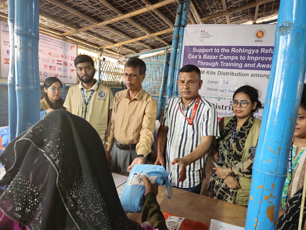 ActedBangladesh's tweet photo. Acted distributed MHM kits today—made by trained Rohingya women from Camp 3 & 4 production centers—under @CdCMAE-funded project, in the presence of the Honorable CiC at camp 1E.
Empowering women, promoting dignity. 💪🌸
#Acted #WaSH #Rohingya #CoxsBazar #3ZERO https://t.co/CnVzwXo7xQ