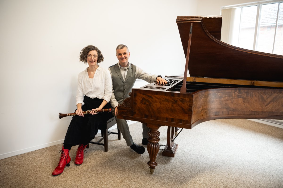 UoYConcerts's tweet image. Step into 19th-century Bavaria with award-winning pianist @danielgrimwood and @Music_at_York Lecturer and historical clarinettist @ECWorthington who bring the lush, lyrical world of the Baermanns to life. It’s not one to miss! 🎶
🎟️ Book your tickets now: f.mtr.cool/fngkutxgll