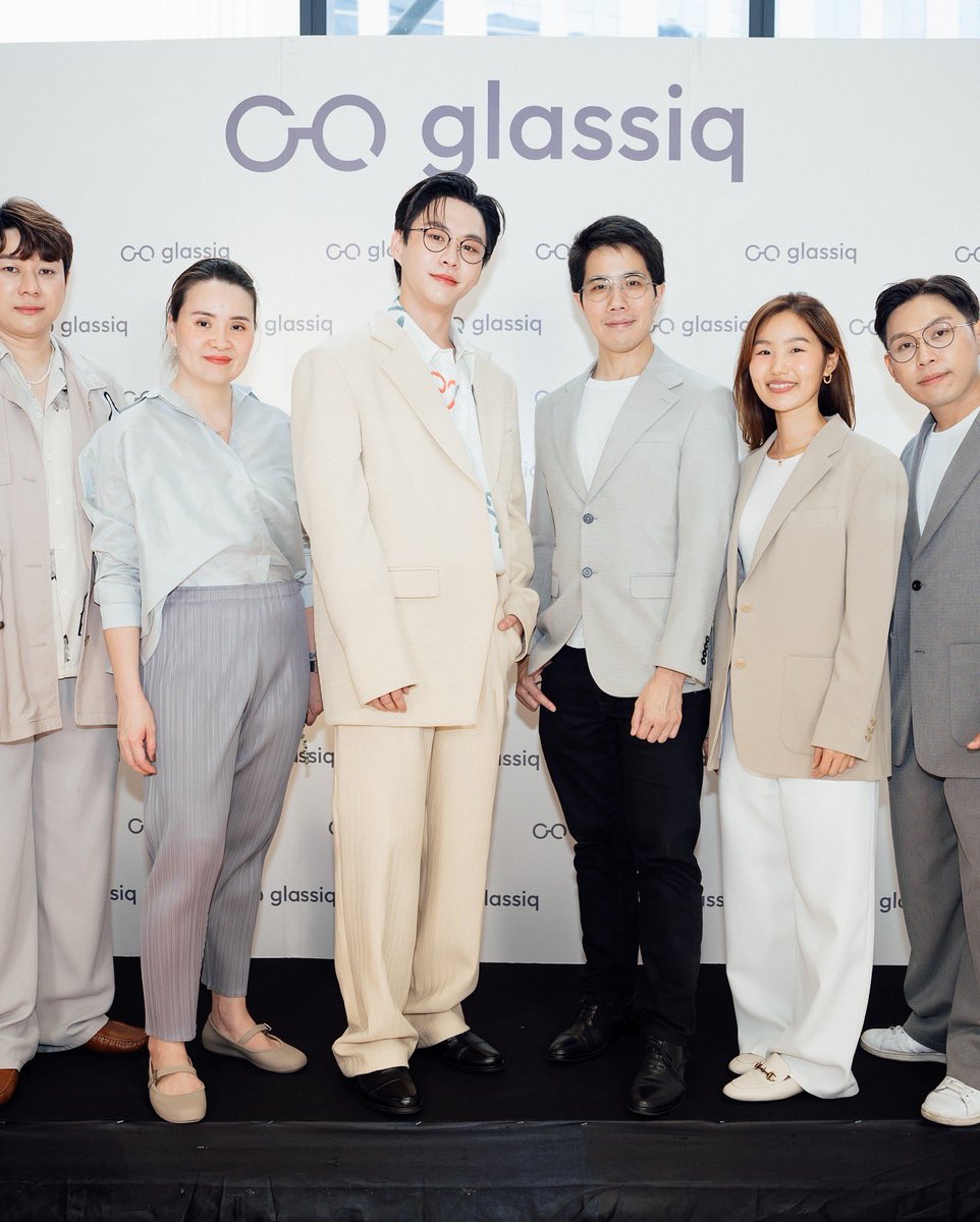 BBVERs_WORLD's tweet photo. 🌻 IG BBVERPJ POST UPDATE 🌻
🗓️: 09.04.25

I truly appreciate the opportunity to become a part of Glassia family. 🤍

#GlassiqxBever
#glassia #beyondordinary
#bbverpj @bbverpj https://t.co/Yfcva9wzSB