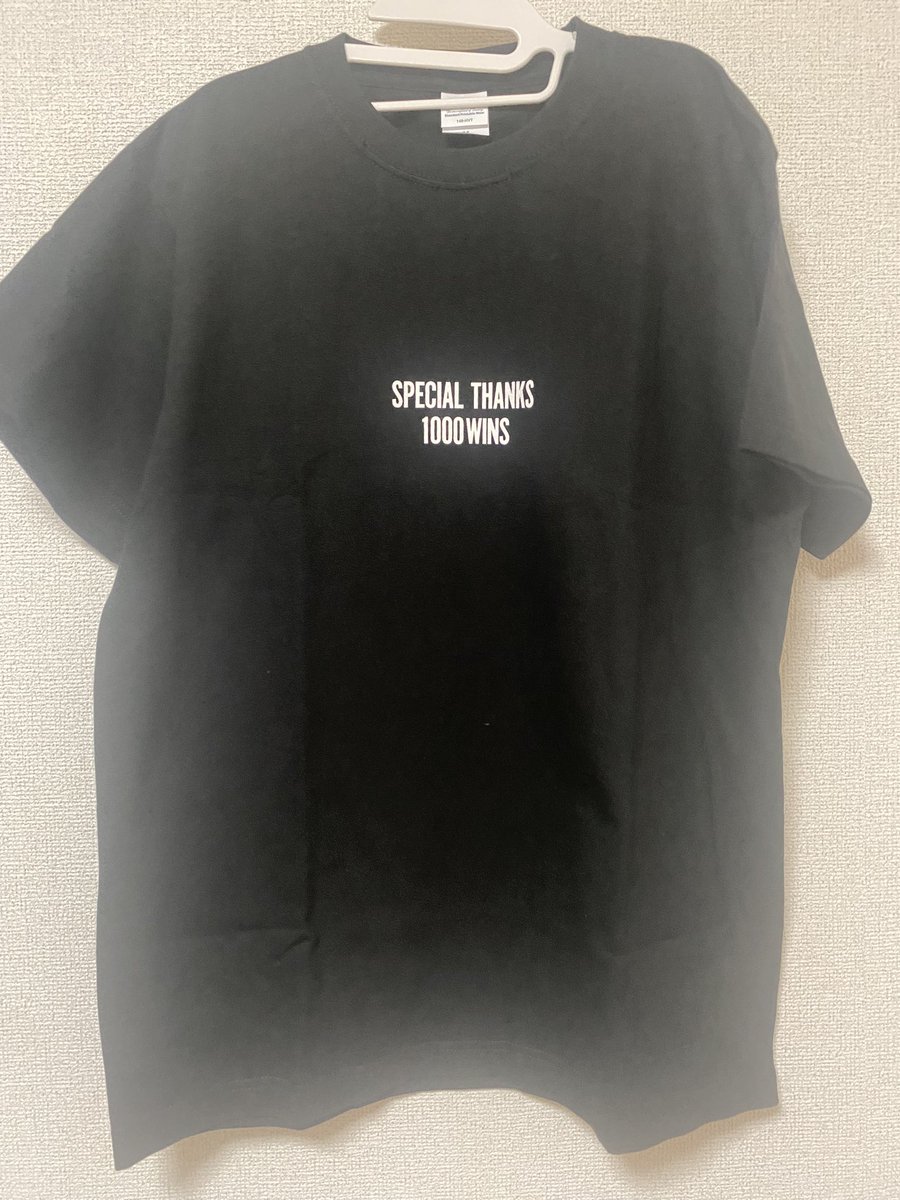 Yabbapi's tweet photo. 当選したものが届いたよん🎁
まさかの直筆メッセージ入っとった😳❤️嬉しすぎるー🥹🫶
そしてTシャツ可愛すぎる😍😍センスの塊❤️‍🔥
どっちも大切にします😌🫶 https://t.co/bF2Pz4bcQf