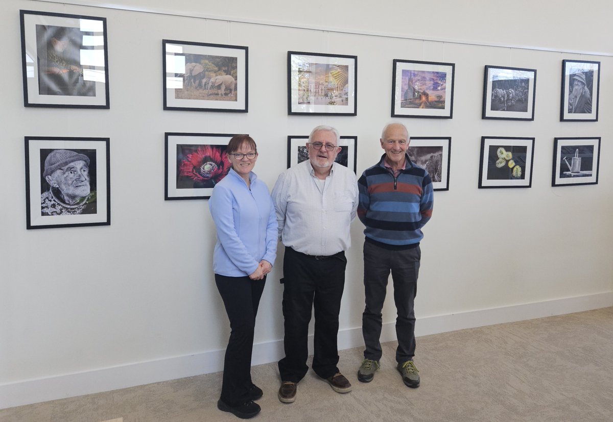 Members of the Carrigaline Photographic Society launched their photographic exhibit ‘A Small Space’ in #CarrigalineLibrary last Saturday. It will be on display until the end of April. Call in to take a look at the work of these talented local photographers.
#LibrariesIreland