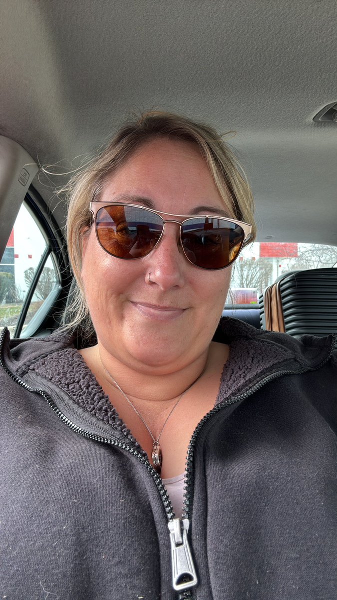 sexylexymorgan's tweet photo. Driving to Chicago to see all you beautiful people at @EXXXOTICA!!!!  See you in a few hours!!!

#MILF #BBW #Exxxotica https://t.co/NU0MUUEXEp