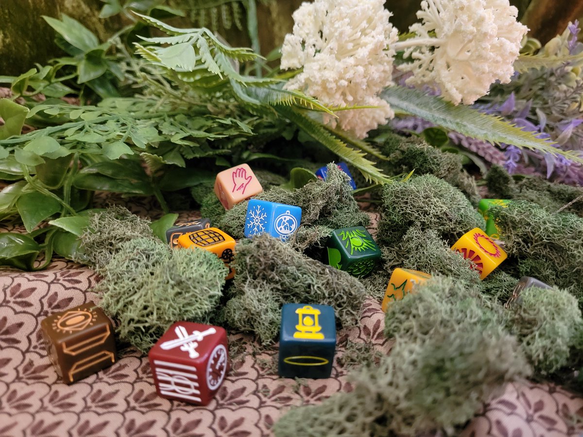 PublishGoblin's tweet photo. Dim the lights, light the candles, spread the cloth.
Now is the time for Fate to decide.

May 1st, the Oracle Dice return for their final edition. Two 22-dice sets, guides to learn with, cloths to cast over, and a chest to carry it all.

Will you join us?
https://t.co/iASNsqEa3Z https://t.co/MtzZwp9fwF