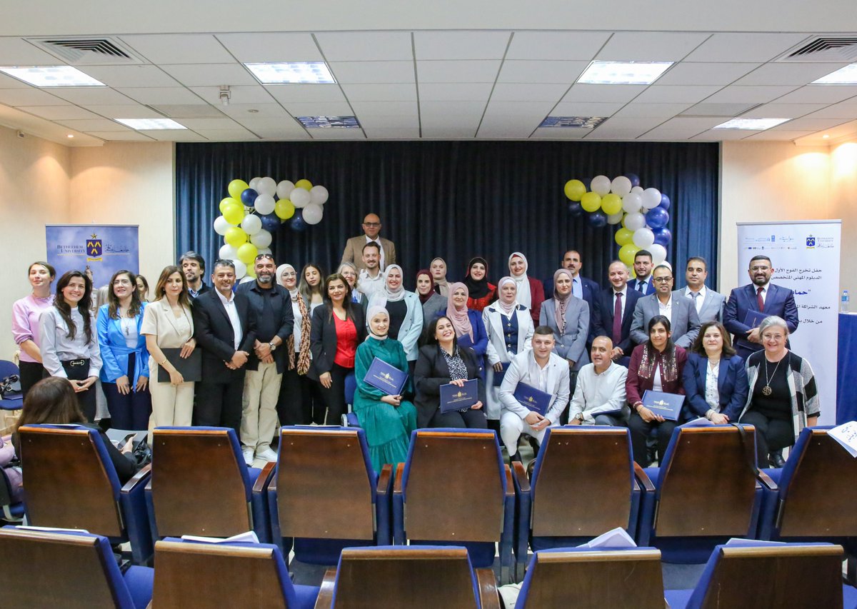 SawasyaPal's tweet image. Bethlehem University, in partnership with UNICEF through the Sawasya III Joint Programme, organized a conference and the first graduation ceremony of the Specialized Professional Diploma in Child Protection.