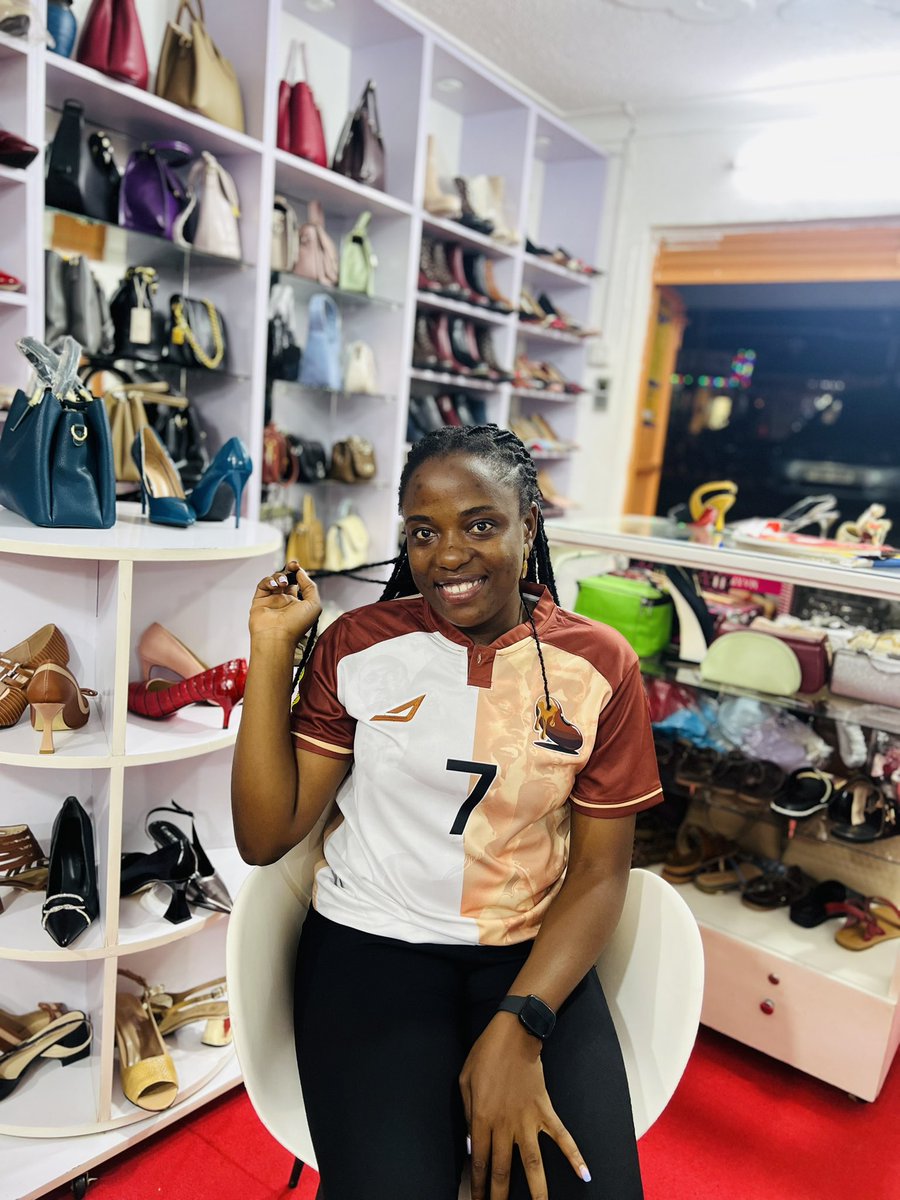 AnkwatseRitah's tweet image. Colleagues, the funds finally came and I blessed myself. #Road2FortPortal #ForTY