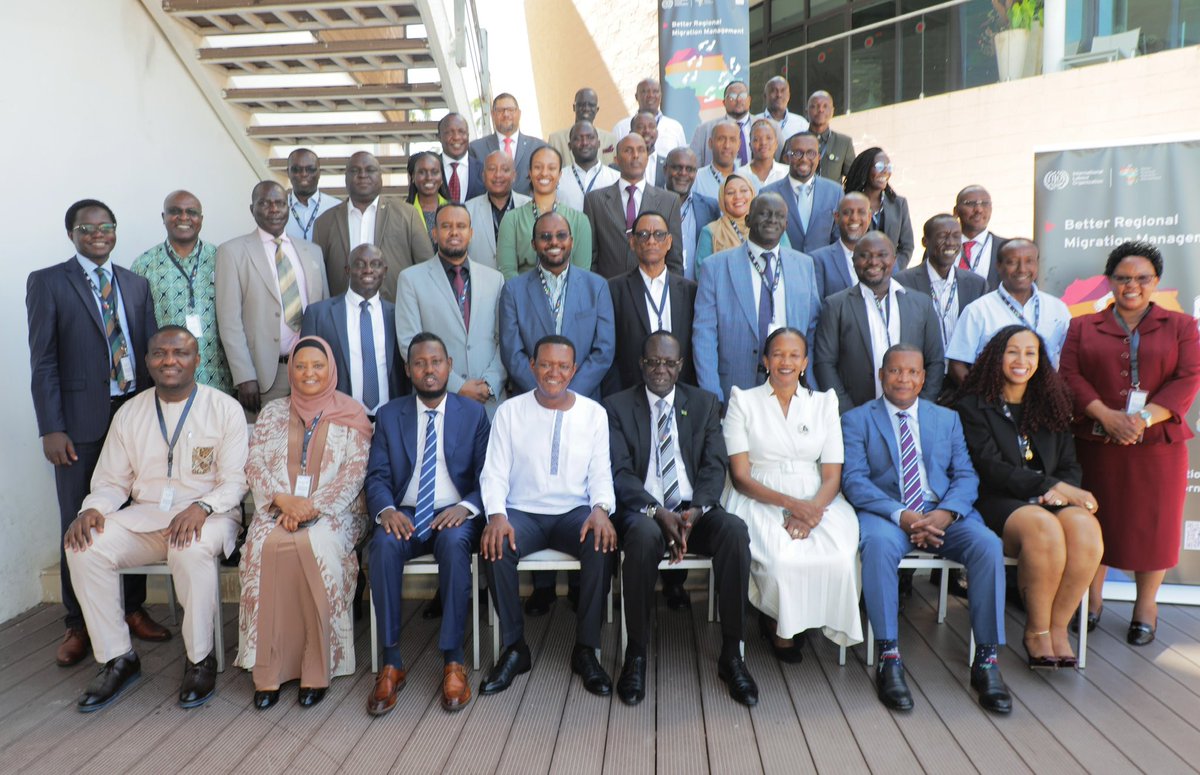 SomaliaMolsa's tweet photo. Minister H.E. @HonYusufMohamed, joined the 3rd Labor Migration Advisory Group meeting in Mombasa, uniting #EHoA leaders, employers & workers. Beyond reflecting on progress, the focus was on shaping practical, rights-based solutions for labour migration governance. #LaborMigration https://t.co/gW8rV6rgKF
