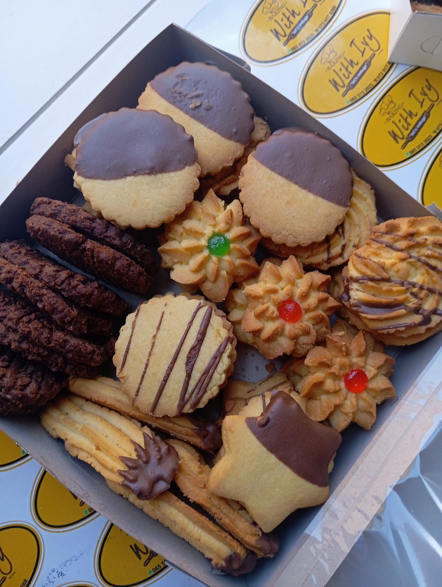 IvyRamscom's tweet photo. We have a special for Easter ❤️

Box of biscuits one flavour for R150 (Melting Moments and Eet-Sum-Mor)
Box of scones one flavour for R100 Custard Scones and R110 for Blueberry Scones)

We deliver at a cost.
0655132023
We are based in Johannesburg South, Devland https://t.co/yfiEm0GF5D