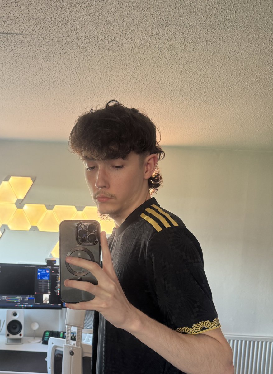 DyIbog's tweet image. it has #arrived