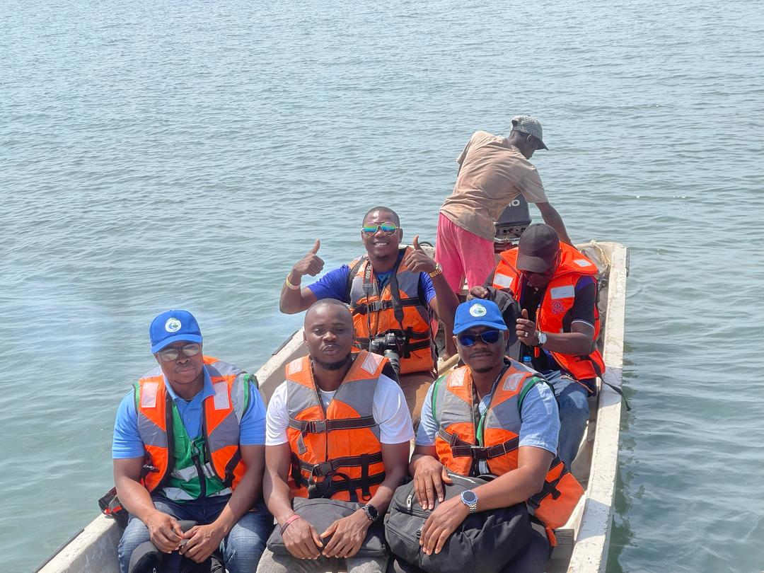 ProtectionLeone's tweet image. @ProtectionLeone, in partnership with @IOMSierraLeone, has engaged stakeholders to develop a risk-based action plan for Plantain Island, a community facing the harsh realities of climate change.
#EPATS
#ClimateAction