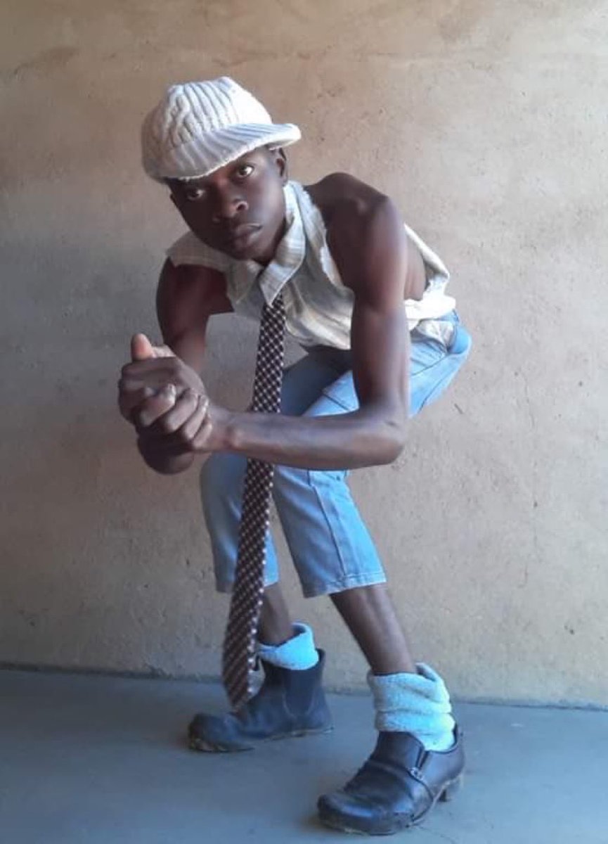 Just dial *165*20# on MTN and pay 15k for a #KadodiKarnival2025  ticket. Please support a care taker bambi 🙇😭
