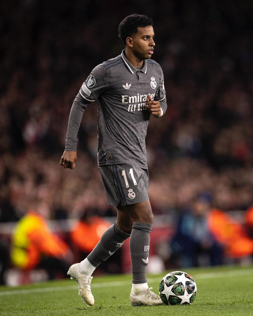 RodrygoGoes's tweet image. Quedan 90 minutos en el BERNABÉU! Vamos a por una semana de mucho trabajo, y como siempre ¡hasta el final! 🔥🤍
