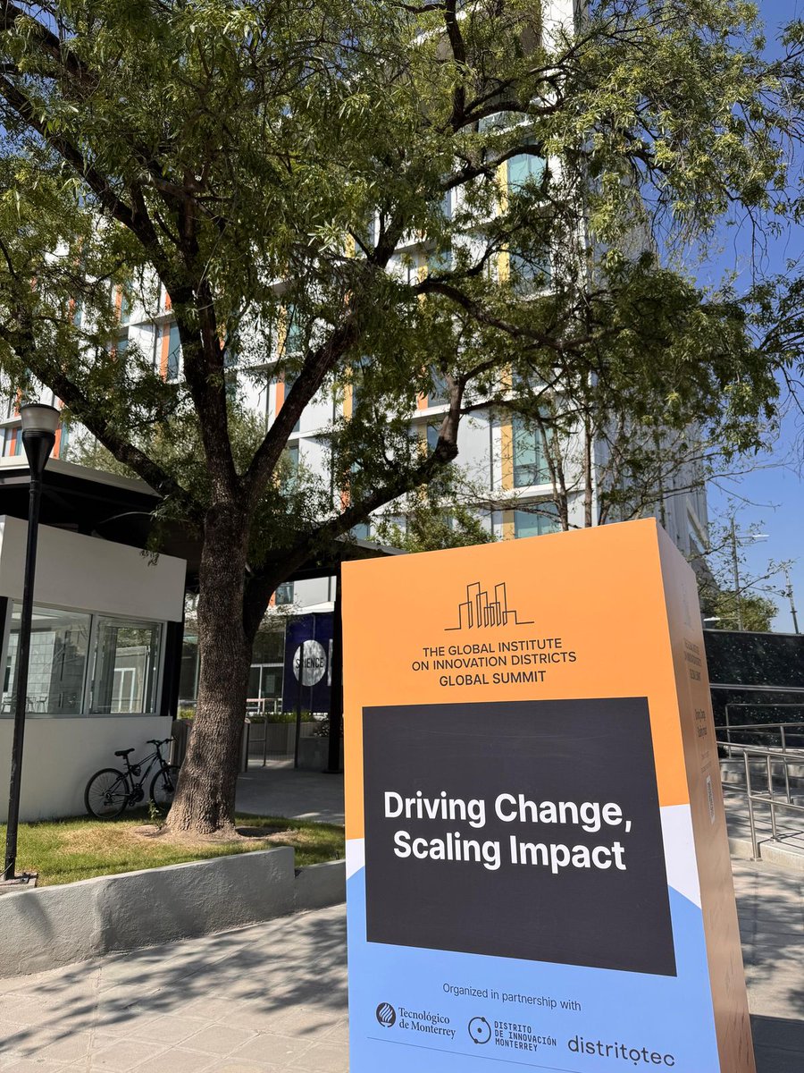 TecdeMonterrey's tweet photo. Hoy inicia el Global Summit 2025, la primera cumbre global de Distritos de Innovación. Aquí, se reunirán líderes, visionarios y agentes de cambio para impulsar la sostenibilidad, la colaboración y la transformación tecnológica. Un evento único que genera nuevas ideas y estrategias para redefinir el futuro de la economía mundial. 🌎🚀