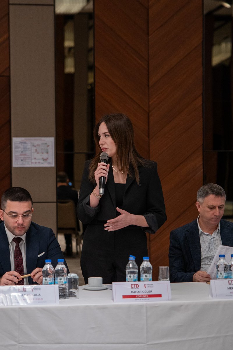 ekonomiticaret's tweet photo. 9 Nisan 2025 Çarşamba Patronlar Platformu toplantımızı özel konuklarımız, üyelerimiz ve misafirlerimiz ile gerçekleştirdik.

⏰ 07.00 – 09.00
🏢 Hilton Garden Inn Güneşli
☕ Coffee Break &amp; Kahvaltı
🚪 Balo Salonu B2 Kat

#PatronlarPlatformu https://t.co/Ht8dAjpZLA
