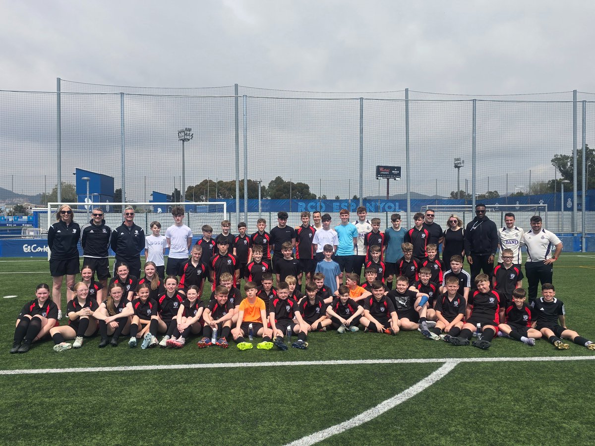 Millfieldhighsc's tweet photo. #TeamMillfield in Barcelona.
A few pics from today's training. https://t.co/ViUszQtpeE