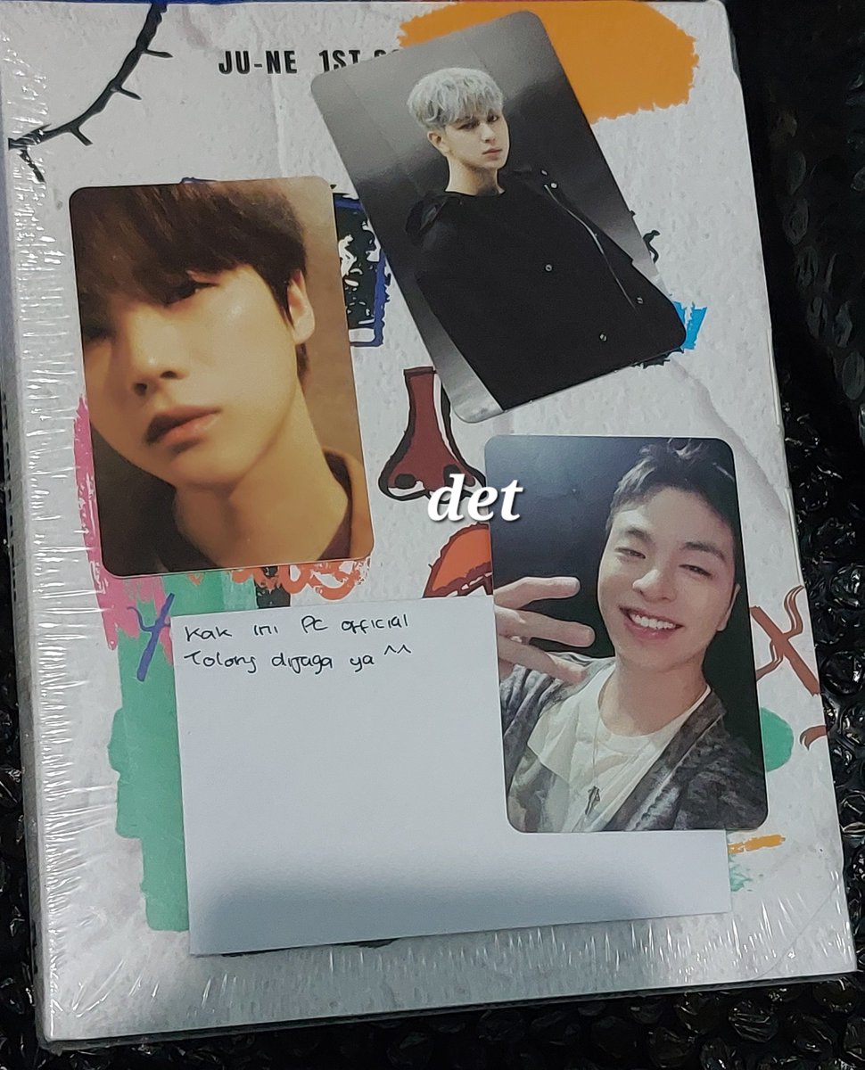 theonly_Det🍓 (@jj_2804) on Twitter photo baru sempet unboxing😭
siapa sangka dapet album sealed + POB everline dan pc flashback era juga😭🫶
terimakasih etmin <a href="/iKONESIA_TEAM/">SEMI HIATUS</a> 🫶 baru sempet unboxing😭
siapa sangka dapet album sealed + POB everline dan pc flashback era juga😭🫶
terimakasih etmin <a href="/iKONESIA_TEAM/">SEMI HIATUS</a> 🫶