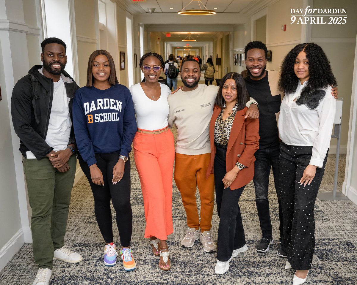 We’re all smiles because Day for Darden is officially here! 💙🧡

Together, we can support Darden’s future by contributing to the Annual Fund. Whether it’s helping to increase financial aid, fueling new faculty research or investing in student organizations, YOUR gift makes a