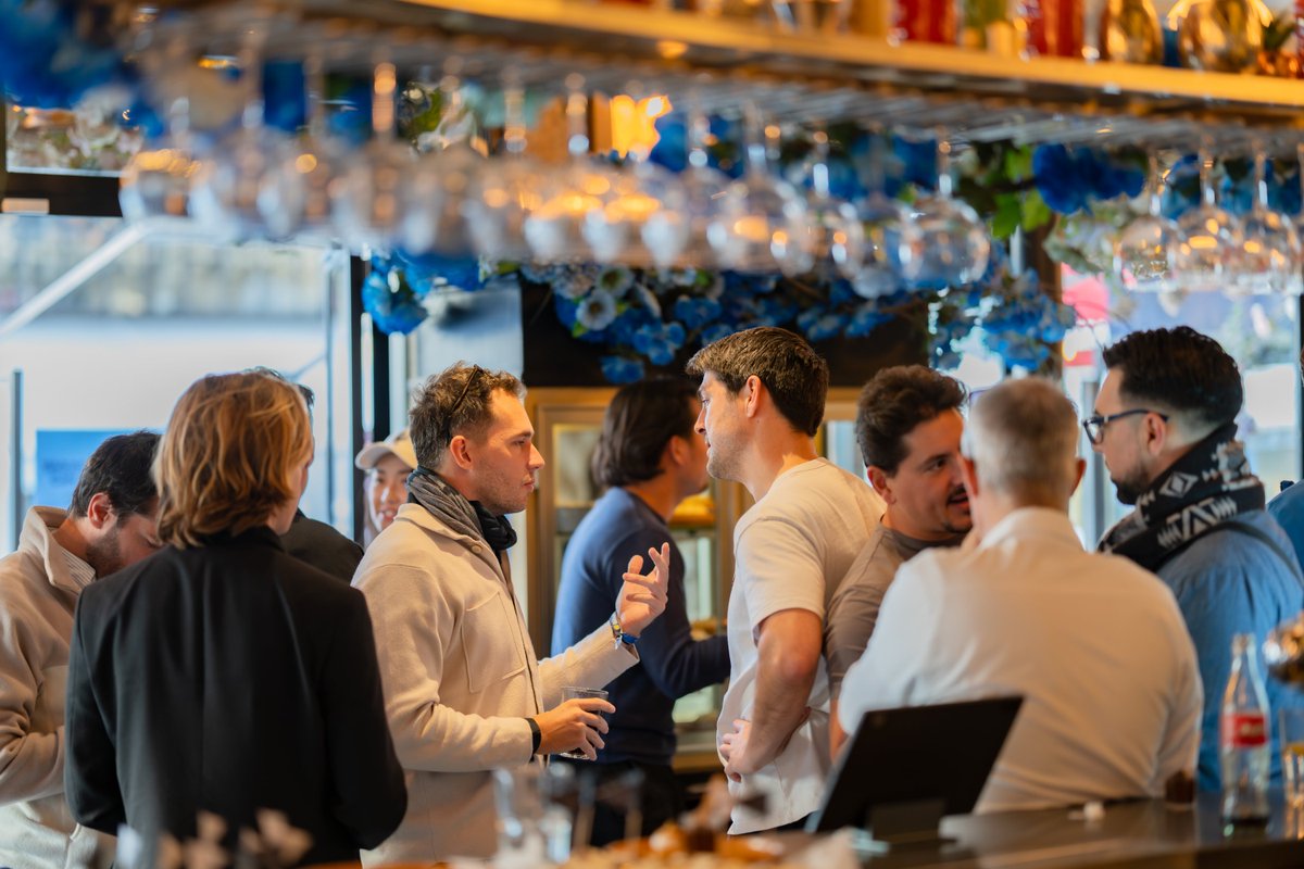 CafeGM_'s tweet photo. Still time to connect IRL, swap ideas, and catch the last wave of the day.
Doors close at 8, we’ll be here.
Don’t let it end without showing up. https://t.co/Mfj9pJu5VA