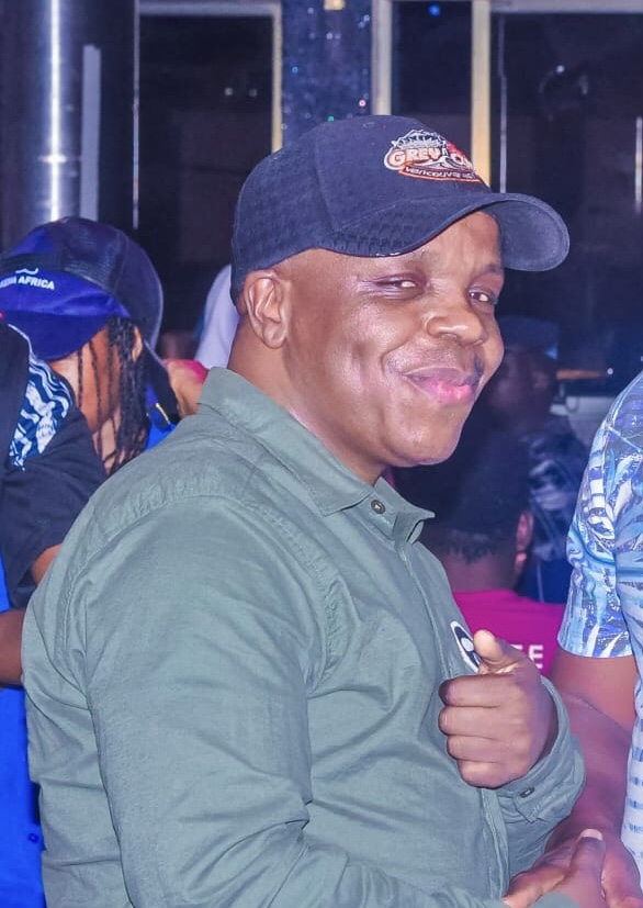 Oyaa🙌
Tune in for the best reggae vibes, smooth energy, &amp; uplifting tunes to set you in the perfect mood.
<a href="/CharraDeejay/">Deejay Charra</a> is about to rock you with #JAHMROCKDOBA