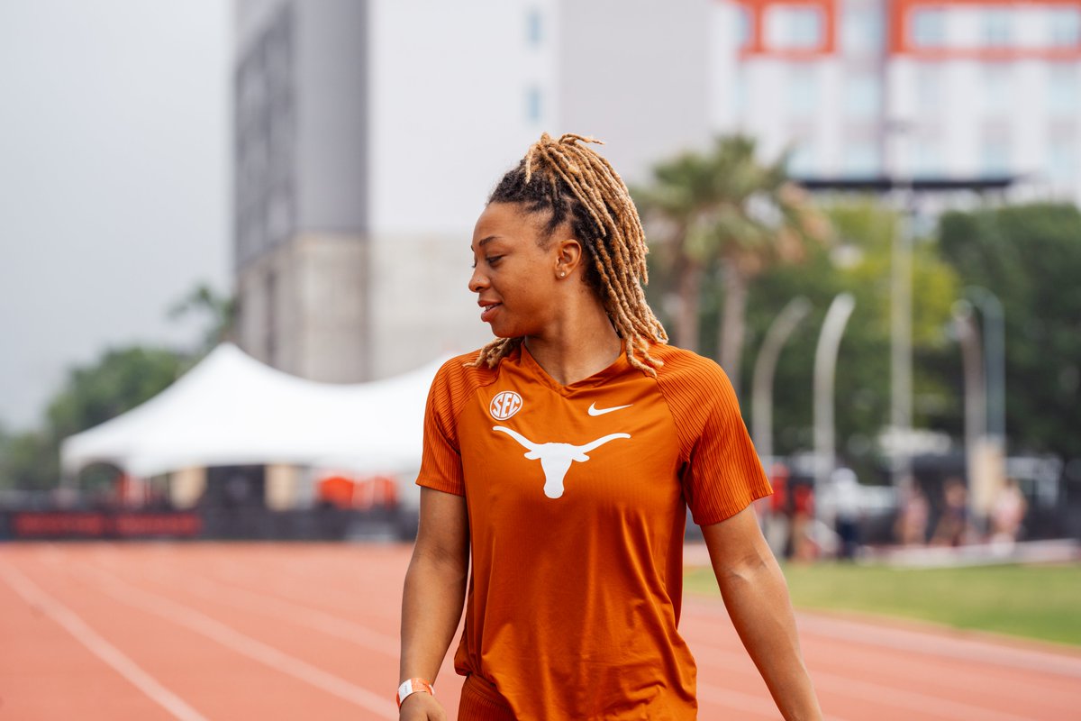 Texas T&F/XC tweet media