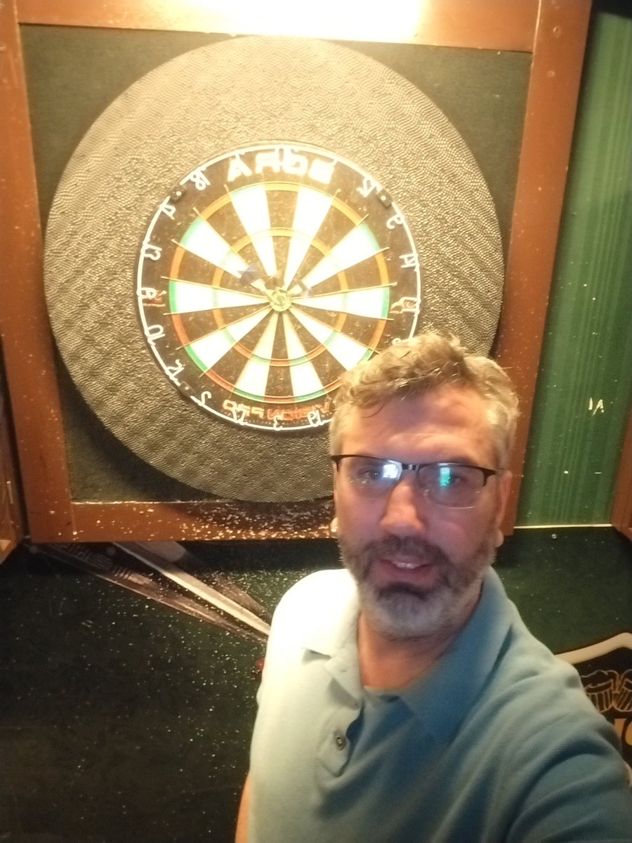 BoraCalak's tweet photo. #darttime https://t.co/6x6zYSW2U2