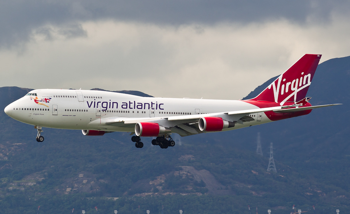 'Wide-body Wednesday' this week features me somewhere a little different. I've been captured here on the approach at HKG. I was spotted by ©️ Wong Chi-Lam back in August 2012 on one of my rare visits✈️😍 #VirginAtlantic #B747 #qots