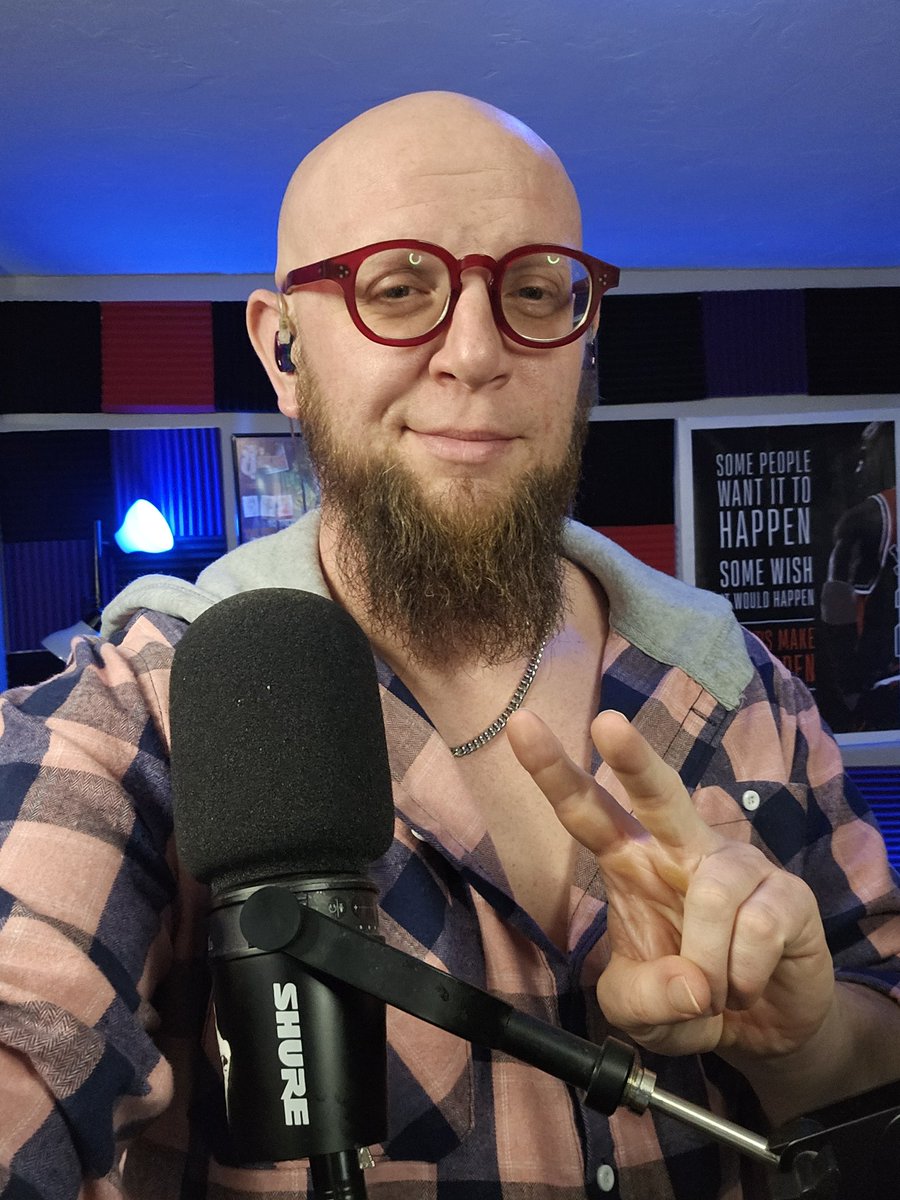 Cue👓 (@yoboycue) on Twitter photo Today we trim the field from 8 down to our Final Four for <a href="/UniRocketeers/">UniRocketeers</a>
2 teams already in, means 2 spots still left up for grabs
Yall already know where to find me 🎙
Lets get down and do what it do baby! Today we trim the field from 8 down to our Final Four for <a href="/UniRocketeers/">UniRocketeers</a>
2 teams already in, means 2 spots still left up for grabs
Yall already know where to find me 🎙
Lets get down and do what it do baby!